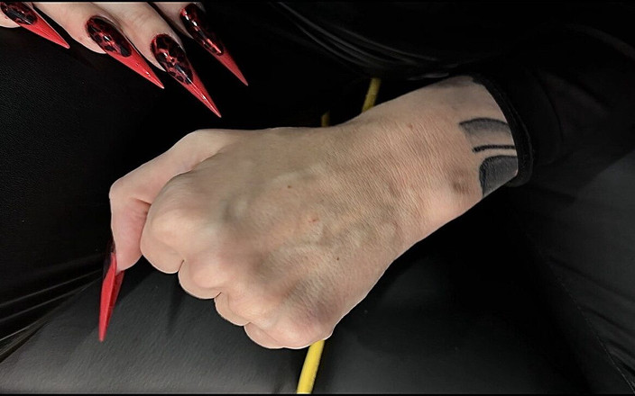 Julia domaina: Die Adern an meinen händen