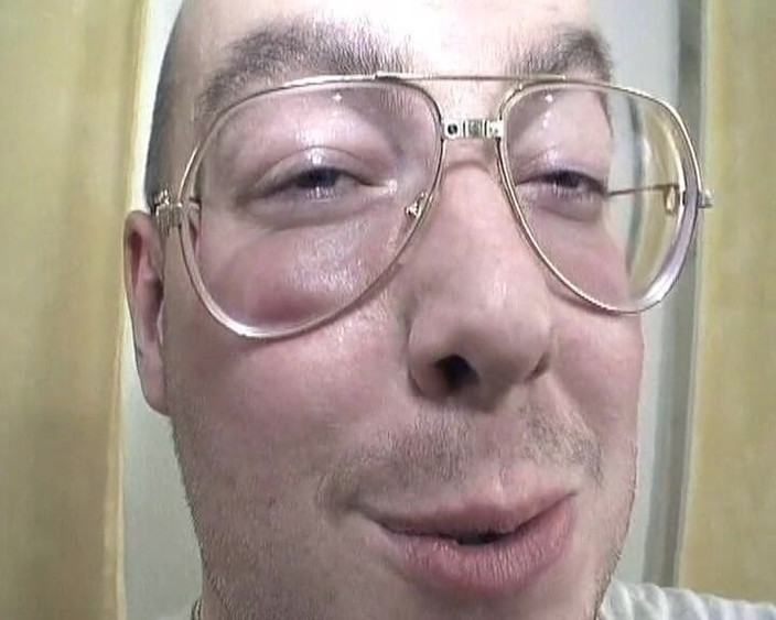 Deutsche Damen: Prsatá německá kočka ošukaná hračkami před pěkným kouřením