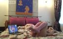 Many Fuck Friends: Wunderschönes teen-schätzchen kommt beim porno gucken