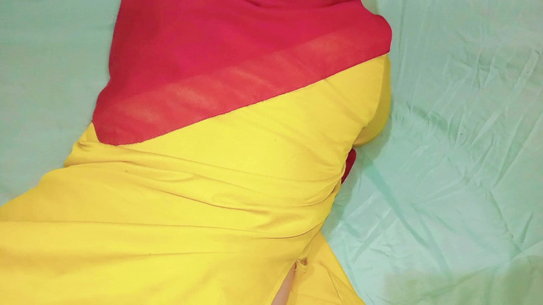 Amanda jenny: Îmi fute fundul asiatic mare pe la spate