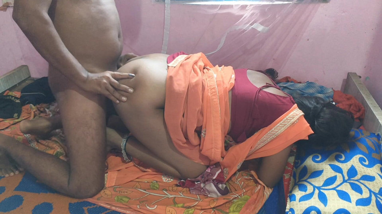 Sobha rani: Sobha bhabhi 完全享受与朋友发生性关系的最佳时间