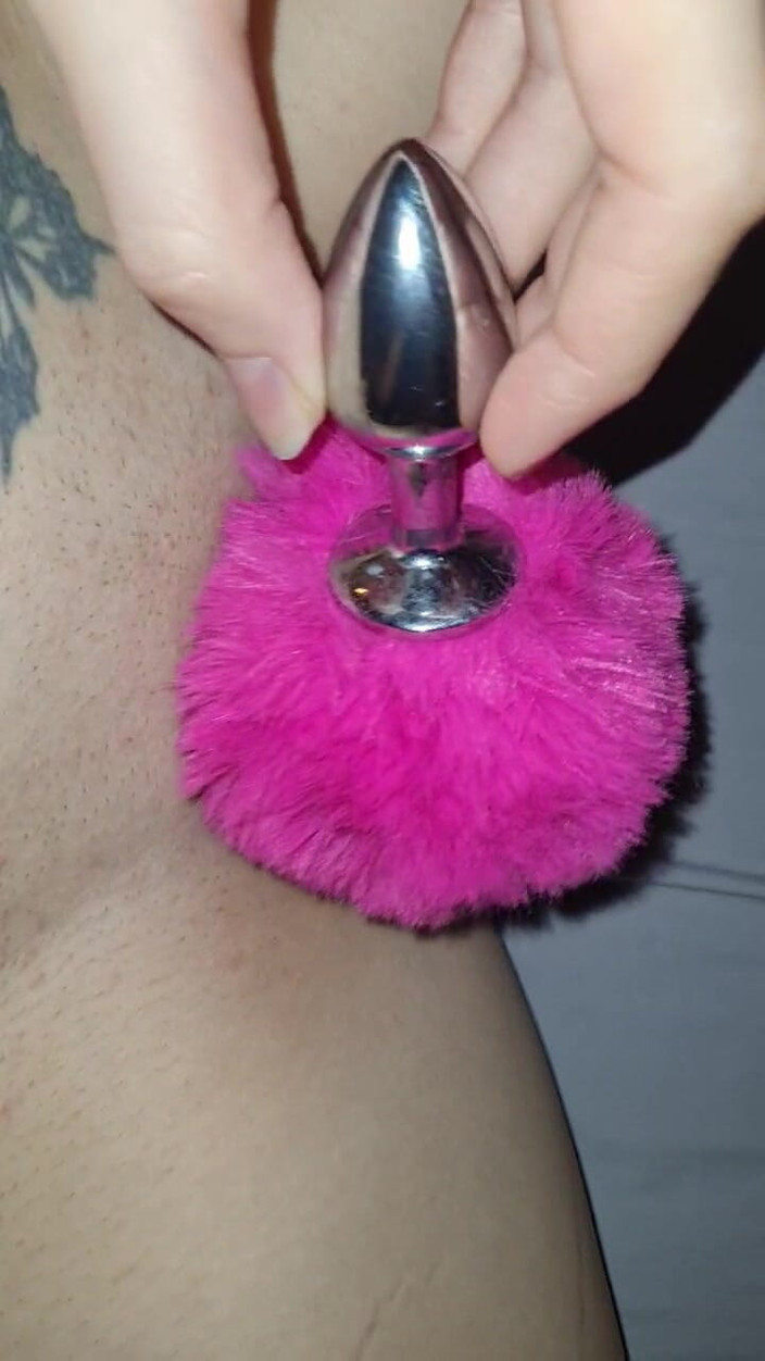 Ana Liz: Sweet Pussy, Gummy Candy, Lipstik