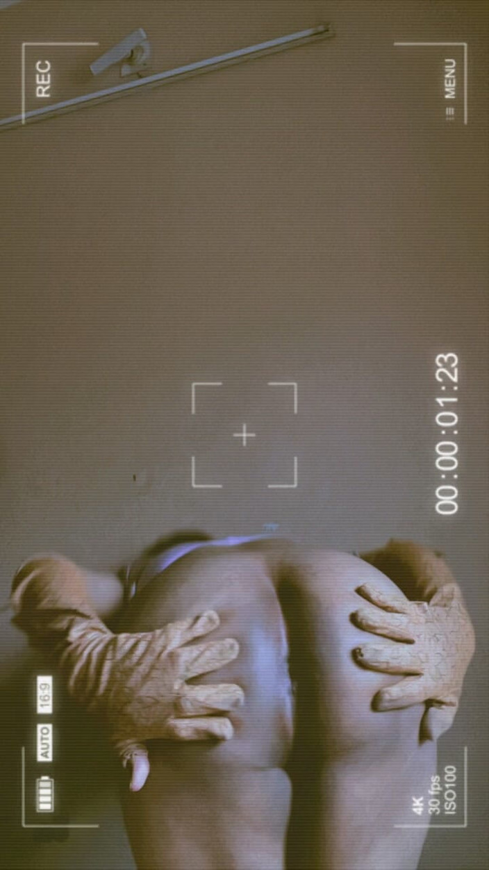 ModelMona14: Mona Bottom кроссдрессера-очка