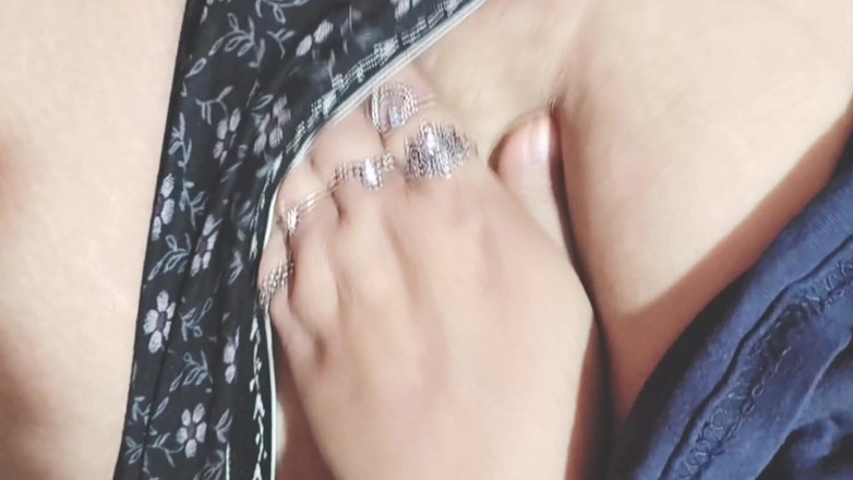 Muskaan bhabhi xxx: Desi college-mädchen erste mal erfahrung - echt &amp; roh