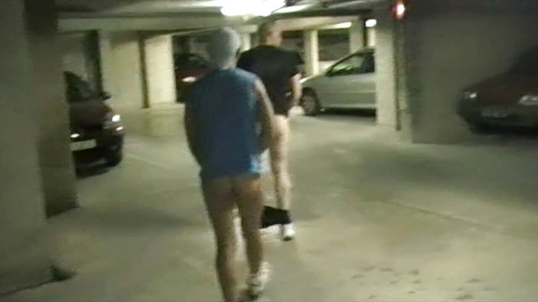 Gaybareback: Punished by a bear xxl in a parking