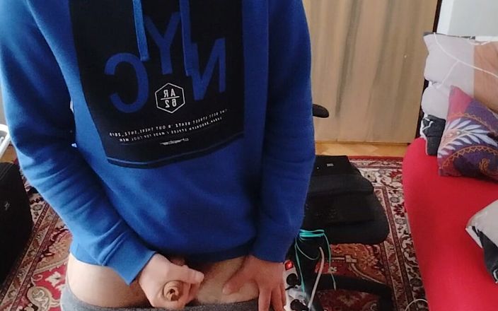 jerkofflover: Relaxujte doma Solo