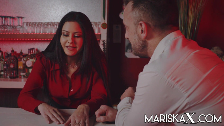 Mariska x: Mariska ama cuando su novia Tina es follada