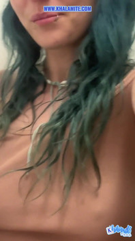 I Joined the Mile High Club - French Masturbation