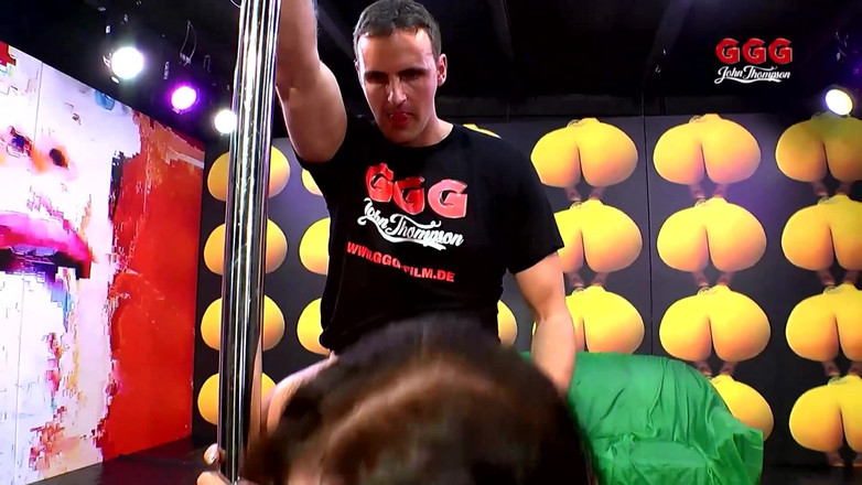 Gang Bang Germany: Ggg Silvia har bråttom! Kåta hårdhänt knull med spermier i...