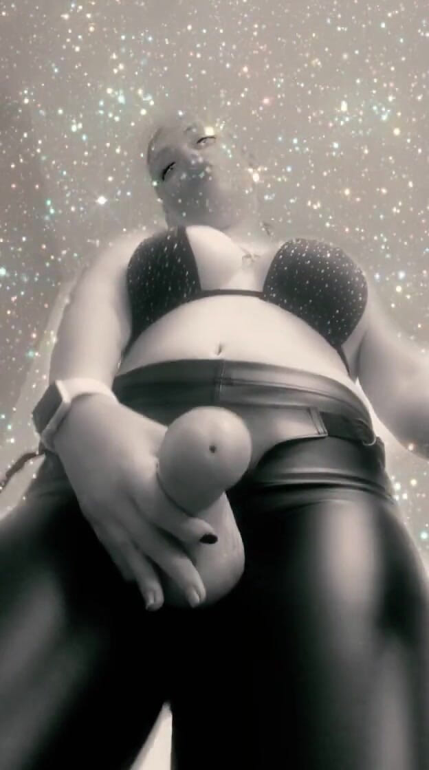 Goddess Misha Goldy: VEDERE LA PERSOANA 1 - Stăpână cu vibrator legat 2