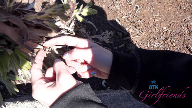 ATK Girlfriends: Percutian maya di Hawaii dengan blonde Piper Perri 3/7