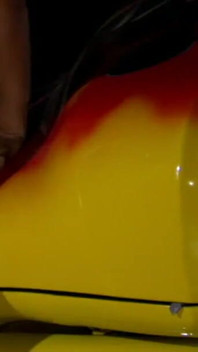 Stunning Beauty Gets Fucked on the Car
