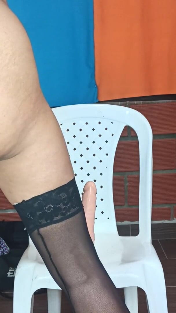 Xamy_97: Bu anal dildoyla sikişiyorum