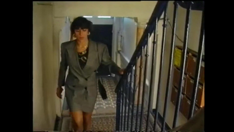 Bisco Birchwood Productions: Des salopes sous la douche pissent sur les visages les...