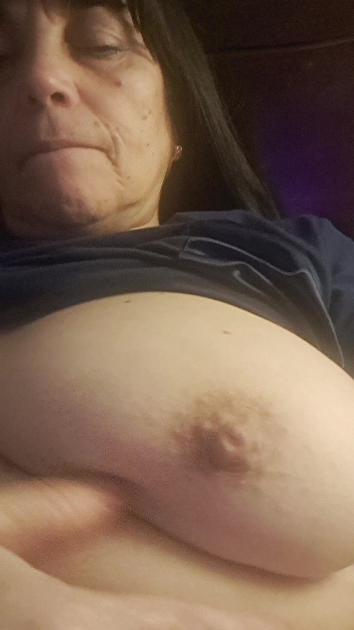 Mommy big hairy pussy: Ibu tiri memerah buah dada
