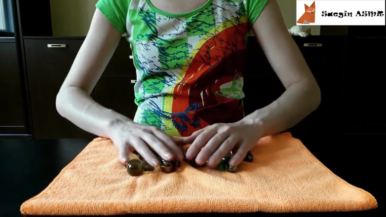 Saegin: 2[ASMR] Glass marbles and pebbles (no talking)