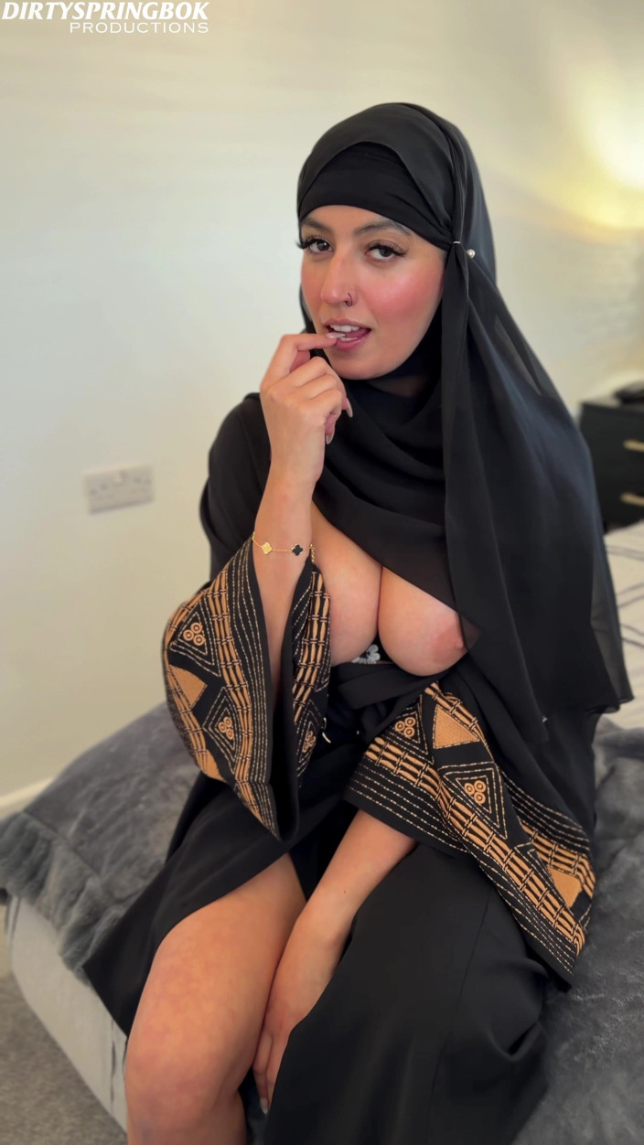 Aaliyah Yasin: Aaliyah Ends Ramadan with an Urdu JOI