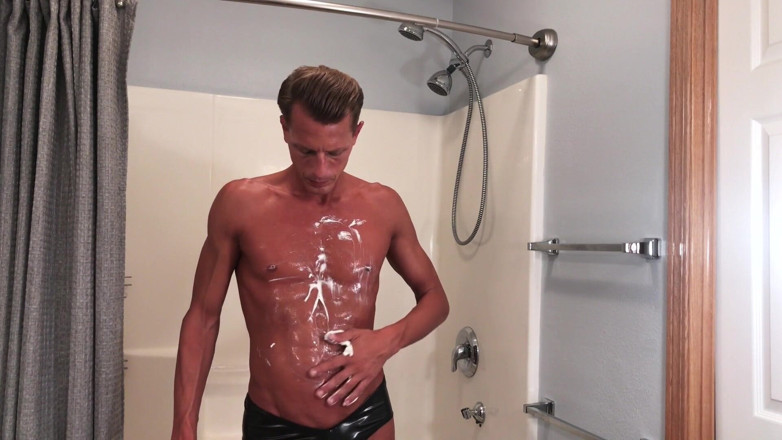Jaymes Blonde: Whipped cream tub
