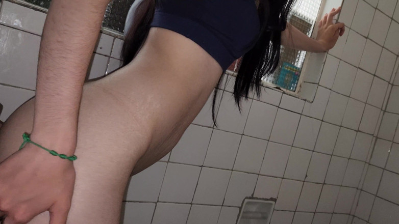 Jopy sex: The Service Employee Is Fucked by Her Boss While Cleaning...