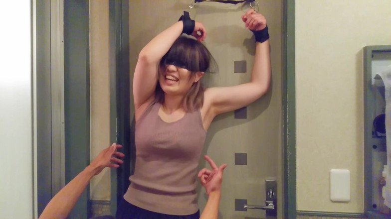 tomometal65: Married Woman Tickling Part 1