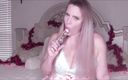 Nikki Nevada: Sexy Valentine&amp;#039;s Day lingerie masturbation and JOI