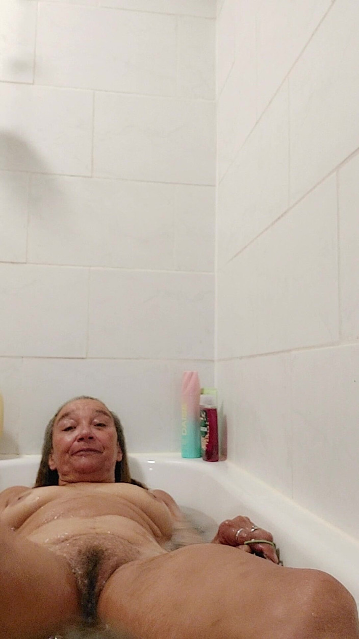 blackberrymilf: Badezeit