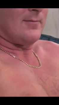 Dude in His Late 30's Jerks and Blows His Load on Himself.