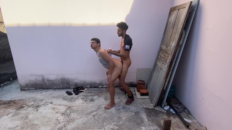 Leandro e Asafe: Ho mangiato il culo di un'ignota che mi ha beccato...