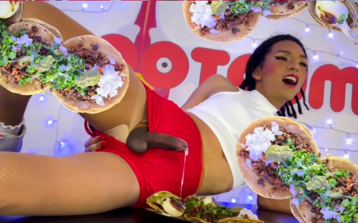 Lavala: Hootcum: layanan super bejat sampai dicrot di dalam