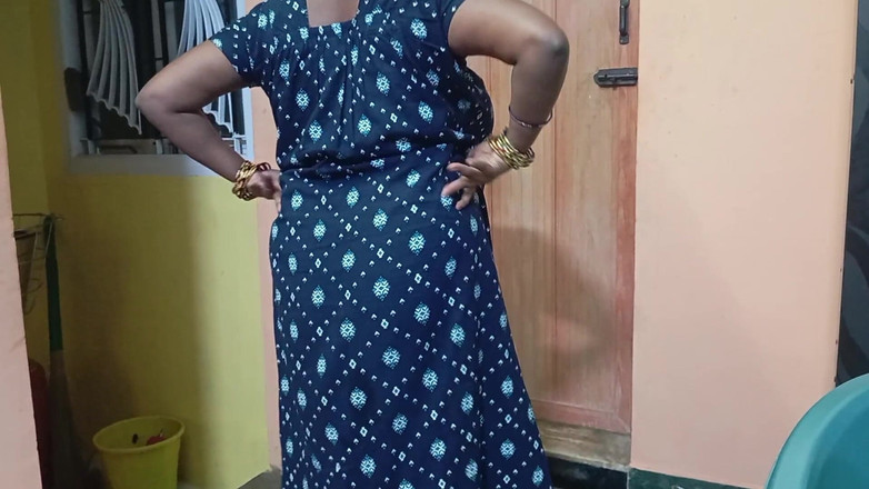 BeautyAnu: Indiska stora bröst moster promenad