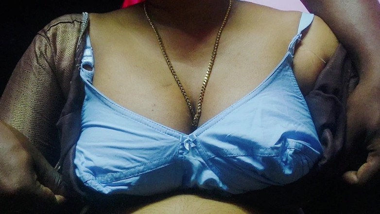 Desi Mohini: Mój gorący seks Bhabhi z ojczymem