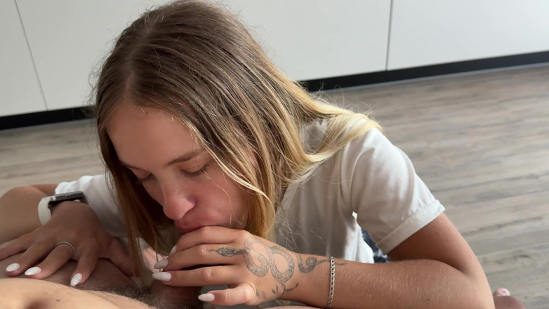 xKeryB: Играю в правду или вызов с маленькой сестрой моей подруги