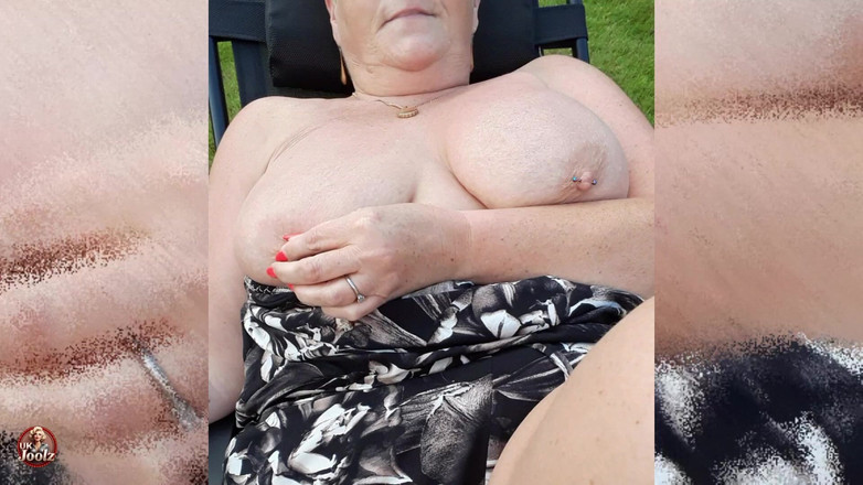 Uk Joolz: Relaxed Play di Taman