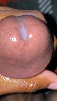Quick close up for cum lovers