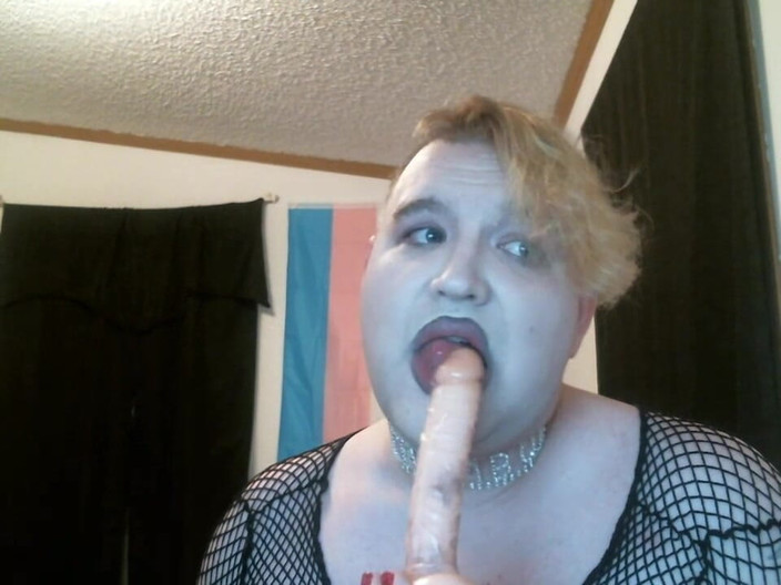 Roxxie rae page: Amalan menghisap zakar Impromptu