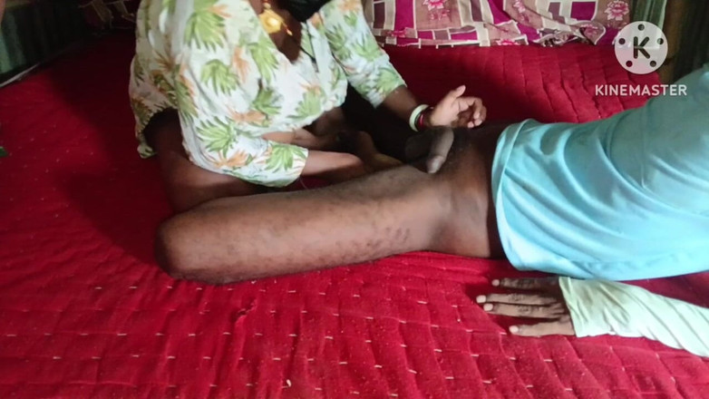 Chmeli1: Desi Bhabhi sála ptáka a udělala ho dlouho