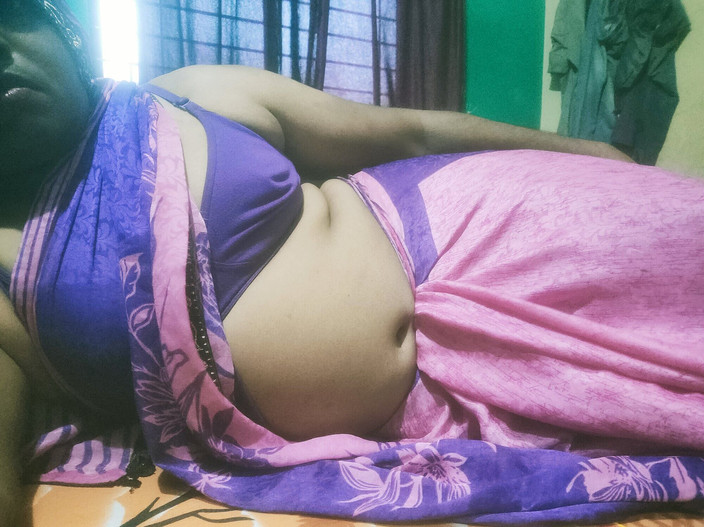 Sonusissy: Sonusissy Hot Shoot Burl în aspect de mireasă