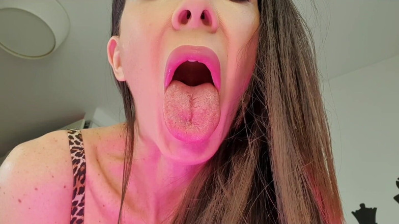 Sofia Star: Giant Girl Wants to Eats You
