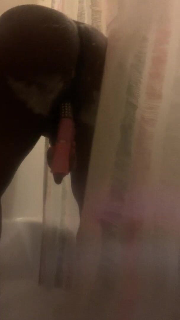 Bendmeover28: Showering fucking myself
