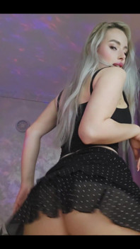 Hot Blonde
