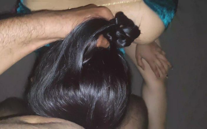 desi bhabhi videos: XXX Desi manželka šuká pro Green Saree