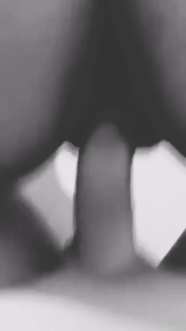 Rishi: Gaff sála Buffův penis