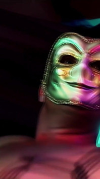 Allie sin और Hillary Scott के गंदे मुंह वीर्य पीते हैं