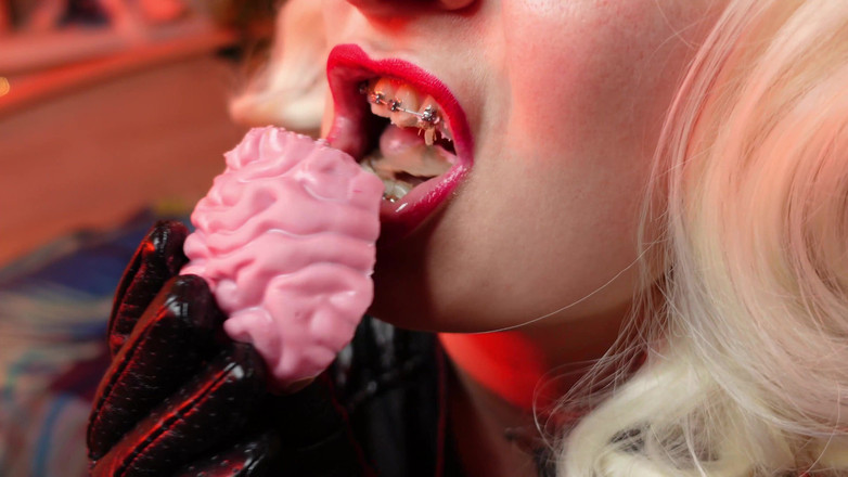 Arya Grander: Video asmr makan makanan mukbang