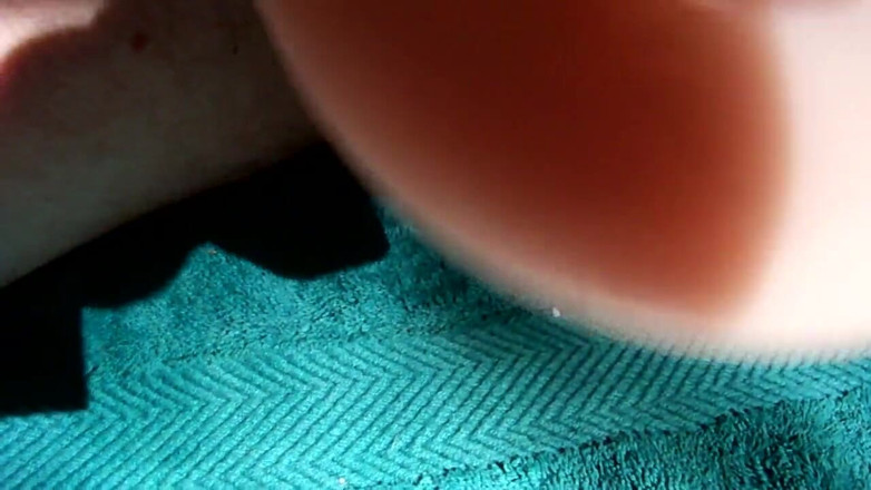 Hairyartist: 炫耀继父的油性 Boi 育种者