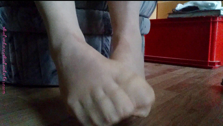 Carmen_Nylonjunge: Полный презерватив и Birkenstocks ** развлечение спермой 1 **