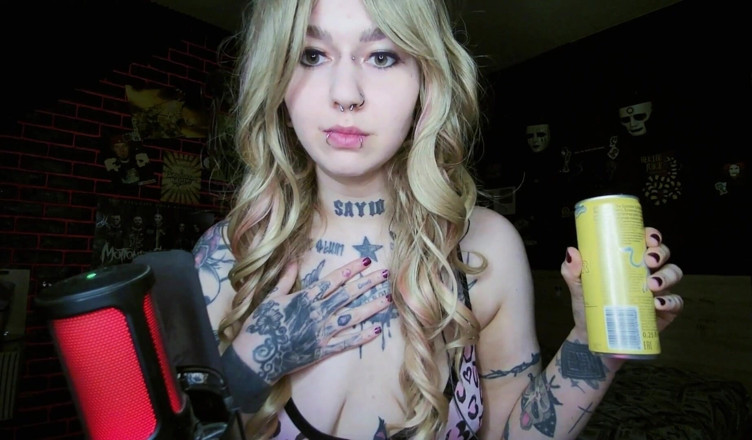 MessalinaHorror: Sexy alternativní blondýna Chcaní