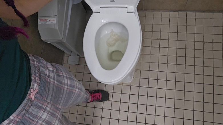 Nerdy_faery: 넌 내 오줌 클레이튼을 보고 불쾌해