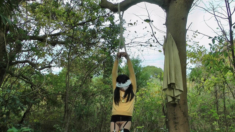 megu2002: ट्रेनर नंबर 28 से निर्देश खुली हवा में छोड़ दिया गया रस्सी लटकने वाला संयम