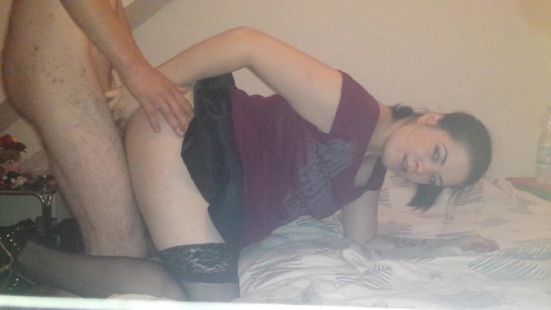 Caralia Deluxe: 皮条客测试我的屁股